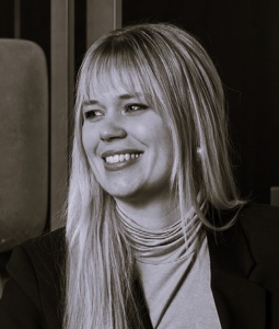 Louise Abenius